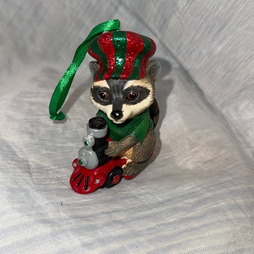 Danbury Mint Raccoon Baby Animal Christmas Ornament